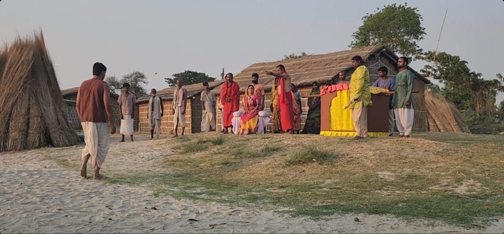 गौरव झा और ऋतु सिंह स्टारर भोजपुरी फिल्म "बड़की माई, छोटकी माई" की शूटिंग समाप्त
